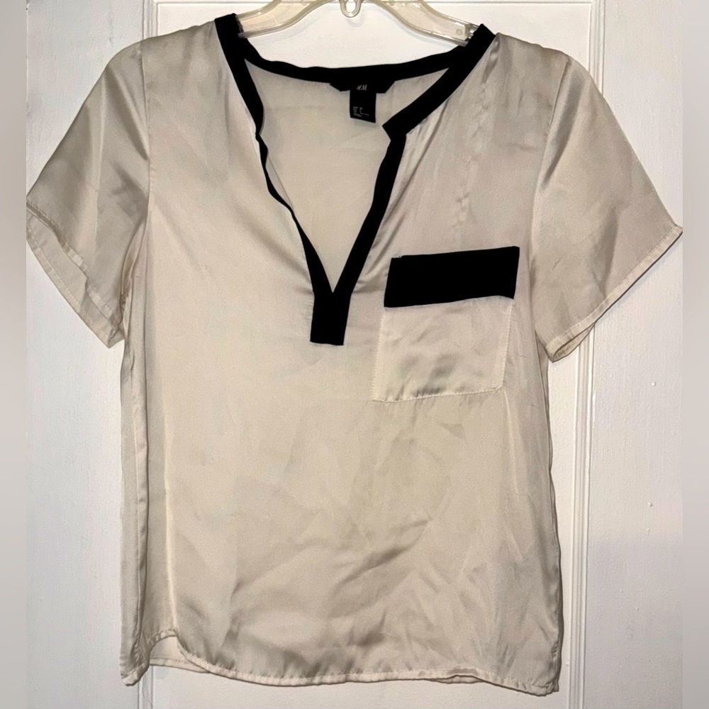 H&M Black and White Tunic Top